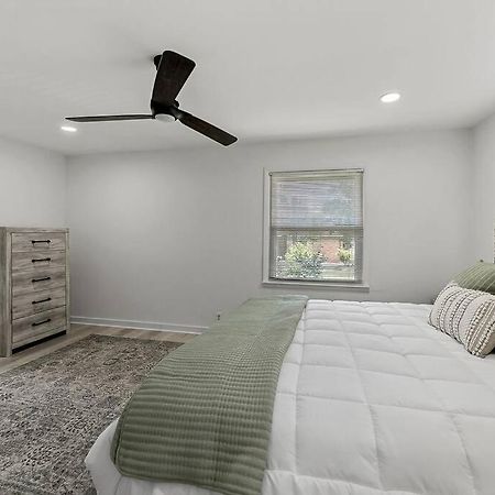 Lake Home, Dock, Fire Pit, Hot Tub, Game Room, Etc Winchester 외부 사진